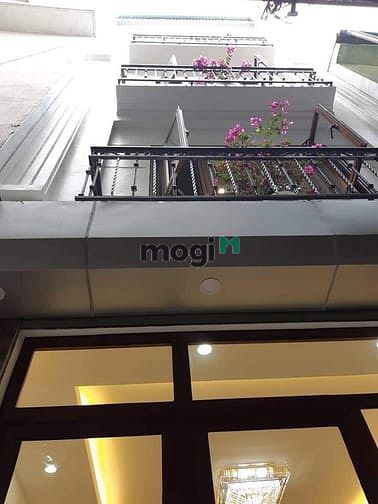 Hình ảnh Bán Nhà, Hóc Môn Giáp Quận 12, Gần 85m2, 4tỷ7.