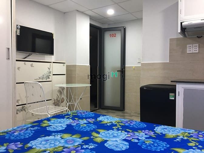 Hình ảnh Phòng cho thuê có gác có ban công gần Lotte quận 7