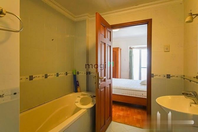 Hình ảnh CHDV full nội thất 4PN - Thảo Điền -Q2