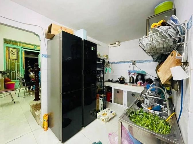 Hình ảnh Xe hơi đổ cửa. 35M2.4Tầng Chỉ 3.9 Tỷ