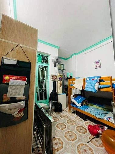 Hình ảnh Xe hơi đổ cửa. 35M2.4Tầng Chỉ 3.9 Tỷ