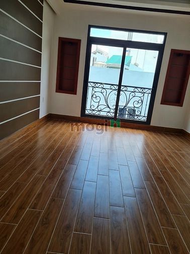 Hình ảnh Cho thuê nhà 188/10A Võ Văn Tần gần CMT8 quận 3