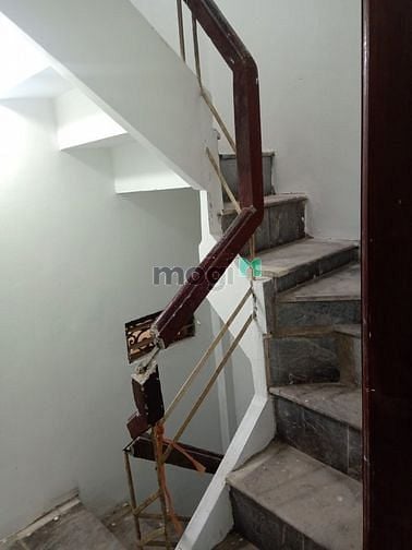 Hình ảnh cho thuê tầng 2 và 3 trong nhà 3 tầng