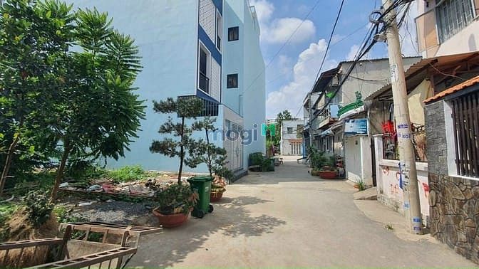 Hình ảnh Bán gấp lô đất 80m2 full thổ cư hẻm 5m5 Đường 22 Linh Đông Thủ Đức
