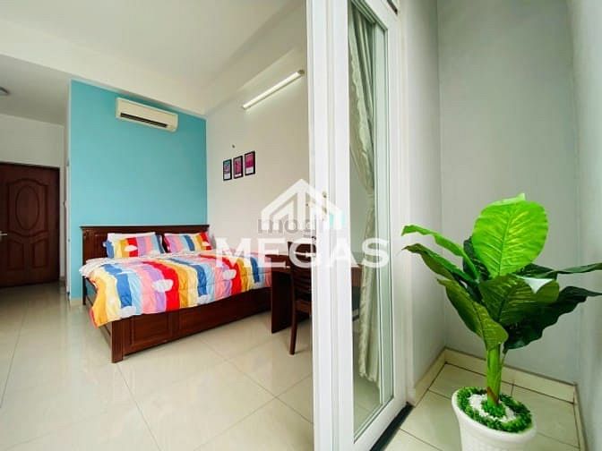Hình ảnh 100% Mới Xây Ngay Gò Vấp Tân Bình Full Nội Thất , Ban Công Riêng