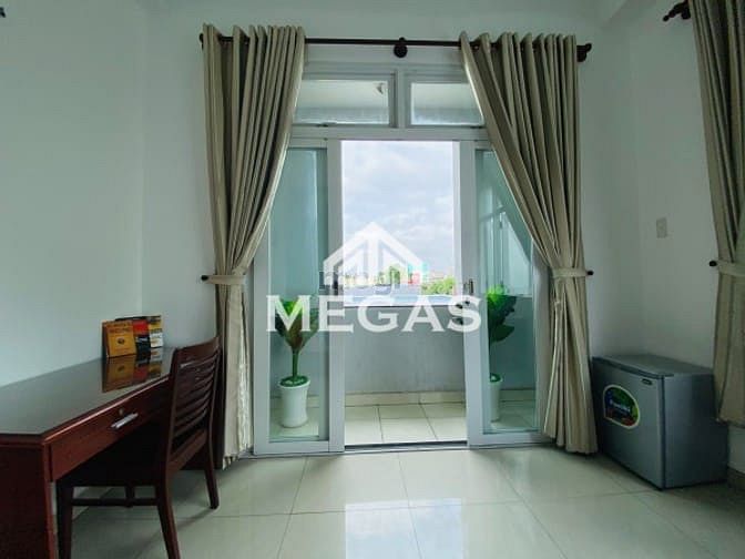 Hình ảnh 100% Mới Xây Ngay Gò Vấp Tân Bình Full Nội Thất , Ban Công Riêng