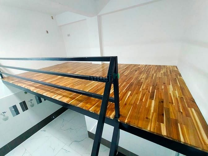 Hình ảnh Phòng đẹp có gác, cửa sổ,ban công, có nội thất