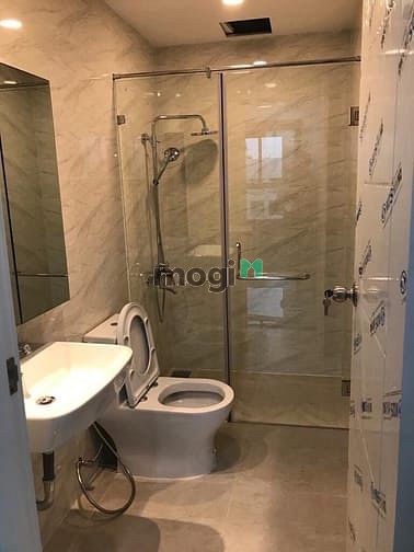 Hình ảnh Cho thuê 2 căn đập thông tại Riverpark Premier ,dt 270m2-5PN giá 100tr