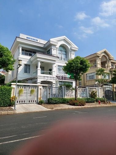 Hình ảnh Cho thuê nhanh biệt thự PMH,Q7 nhà đẹp, giá tốt