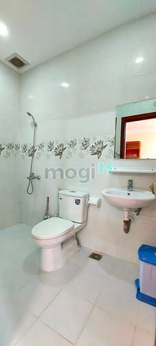 Hình ảnh Căn Hộ Ban Công Siêu To- Đi Vạn Hạnh Mall Quận 10