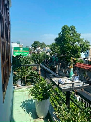 Hình ảnh Nhà sổ riêng 2 mặt tiền trc sau gần chợ Phú Thọ