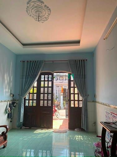 Hình ảnh Nhà sổ riêng 2 mặt tiền trc sau gần chợ Phú Thọ