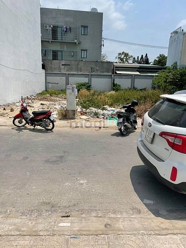 Hình ảnh Bán Đất VIP Q.Tân Phú Kênh Tân Hoá DT 5x20m Hẻm xe hơi tránh Chỉ 9 tỷ3