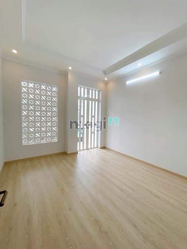 Hình ảnh Cho thuê nhà 466C Cao Thắng, Phường 12, Quận 10
