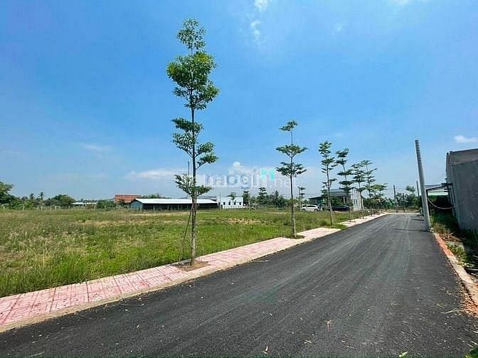 Hình ảnh Cần bán gấp lô đất thổ cư 100% trung tâm tỉnh Long An