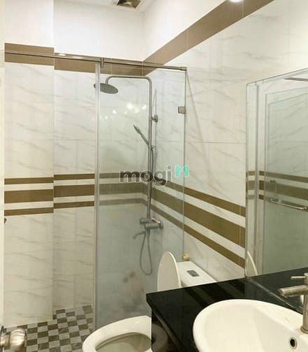 Hình ảnh Cho thuê nhà 23B Thăng Long, phường 4, Tân Bình-DTSD 240m2