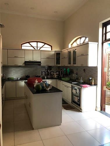Hình ảnh Siêu biệt thự Phường Đông Hưng Thuận Quận 12