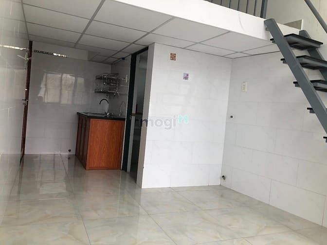 Hình ảnh Mb6623 nạp rút nhanh chóng Phan Văn Hớn/ Phần Huy Ích_Ban công_Gác_Gần Khu CN Tân Bình