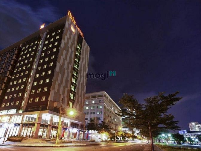 Hình ảnh Bán đất MT Võ Thị Sáu Quận 1 dt:100m2 đối diện CV lê Văn Tám giá 45 tỷ