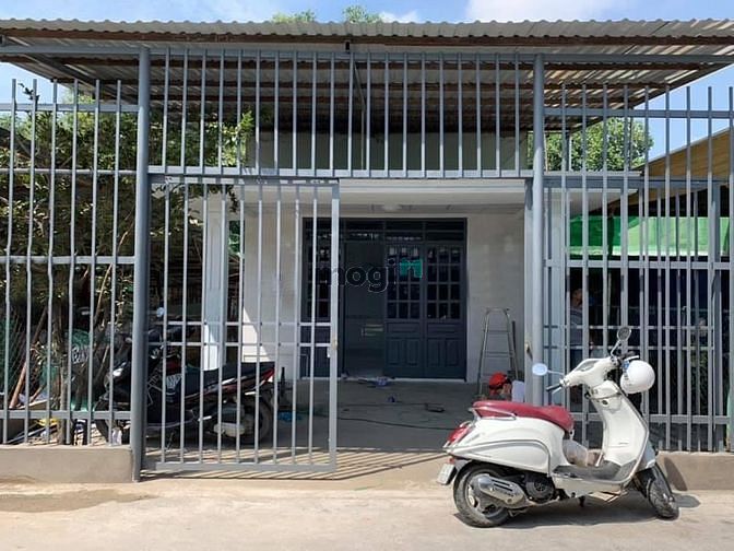 Hình ảnh Cho thuê nhà C4(150m2)  Nguyên căn TP, Dĩ An