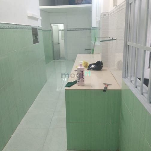 Hình ảnh Nhà cấp 4 vị trí đẹp, hẽm 1113 Huỳnh Tấn Phát, Q7
