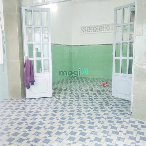 Hình ảnh Nhà cấp 4 vị trí đẹp, hẽm 1113 Huỳnh Tấn Phát, Q7