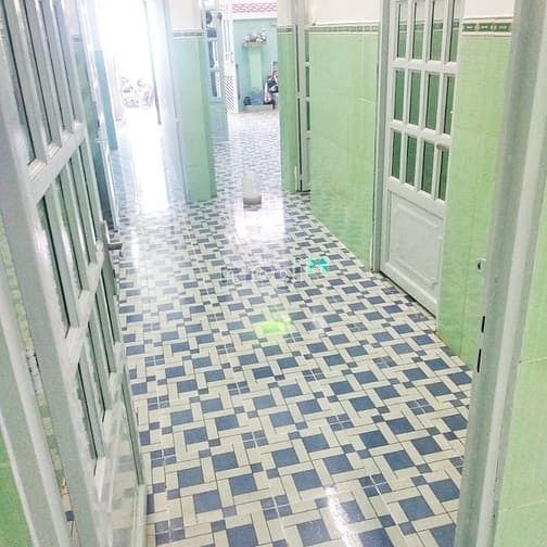 Hình ảnh Nhà cấp 4 vị trí đẹp, hẽm 1113 Huỳnh Tấn Phát, Q7
