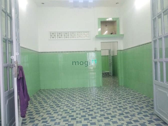 Hình ảnh Nhà cấp 4 vị trí đẹp, hẽm 1113 Huỳnh Tấn Phát, Q7