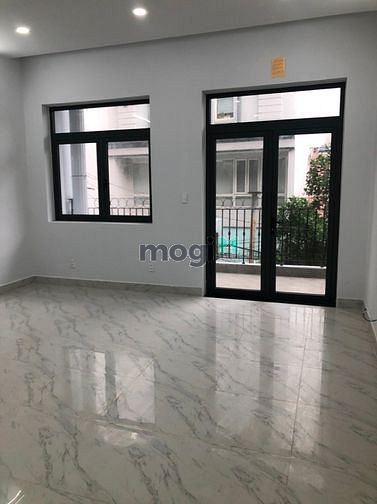 Hình ảnh cho thuê nhà PHẠM VĂN HAI, nhà mới full nội thất, 5 phòng