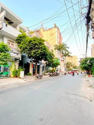 Hình ảnh Nhà lầu 3 ST Đường Phan Huy Thực P. Tân Kiểng, Q7