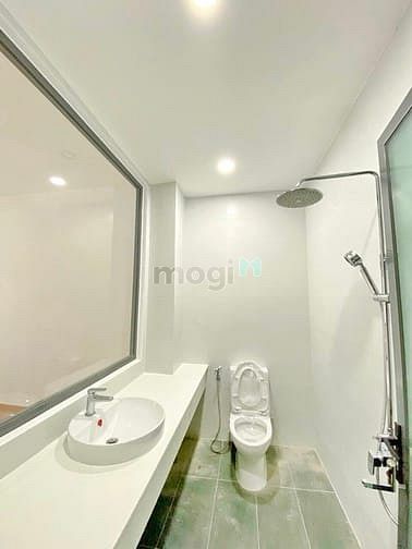 Hình ảnh Nhà lầu 3 ST Đường Phan Huy Thực P. Tân Kiểng, Q7