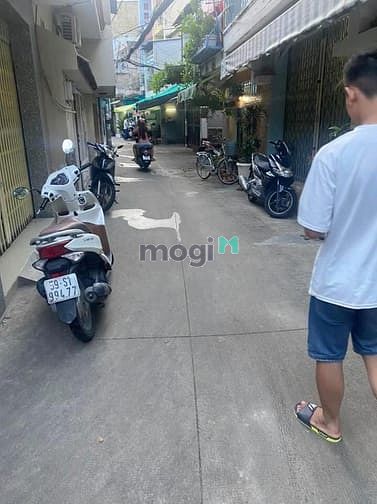 Hình ảnh Chỉ 2.5 Tỷ có ngay nhà TT Bình Thạnh