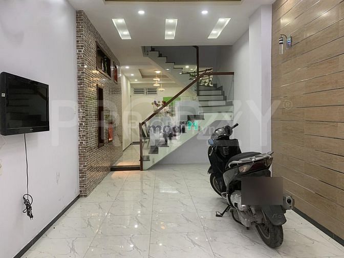 Hình ảnh Cho thuê nhà mới full nội thất Điện Biên Phủ q10. 3PN mới