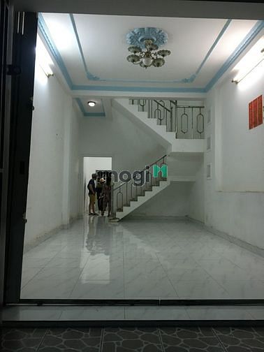 Hình ảnh Nhà khu Tên lửa DT 4x15, giá 10tr/tháng