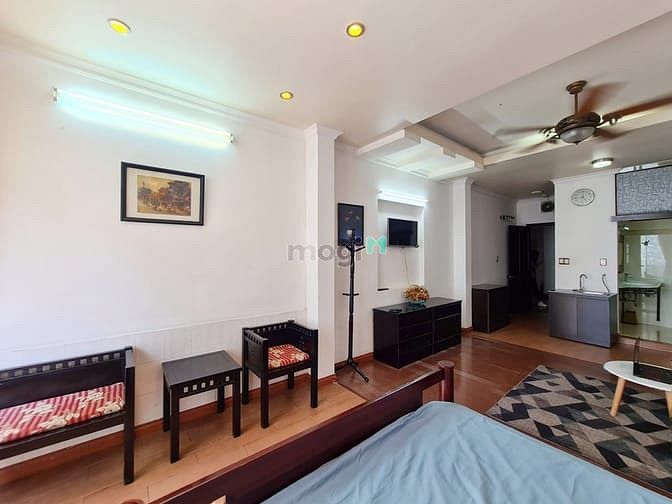 Hình ảnh Phòng 40m2 có Ban Công QUẬN 1 GIẢM GIÁ MÙA DỊCH