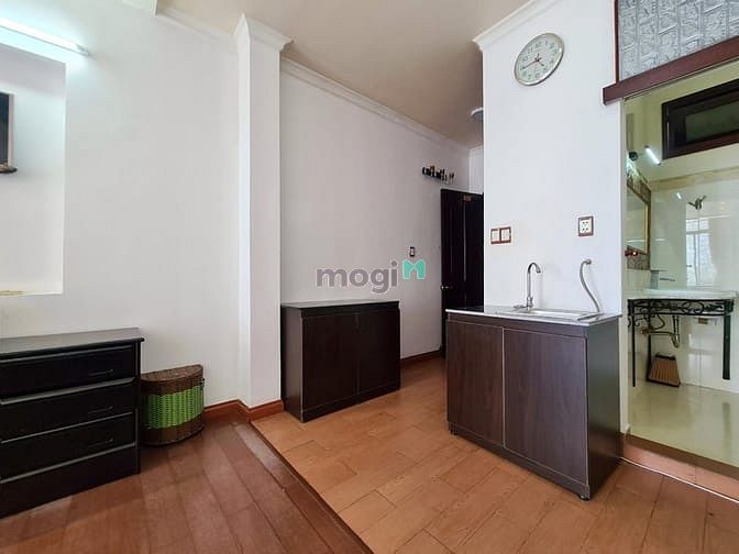 Hình ảnh Phòng 40m2 có Ban Công QUẬN 1 GIẢM GIÁ MÙA DỊCH