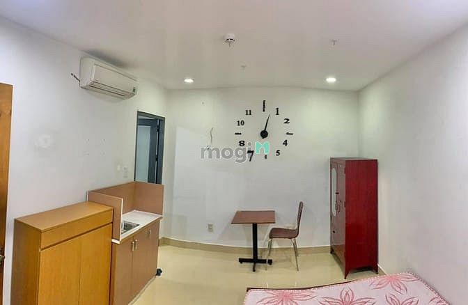 Hình ảnh Phòng có nột thất ngay Lê Văn Việt