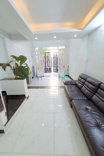 Hình ảnh Nhà lửng, 2 lầu, hẽm 585 Huỳnh Tấn Phát Q7