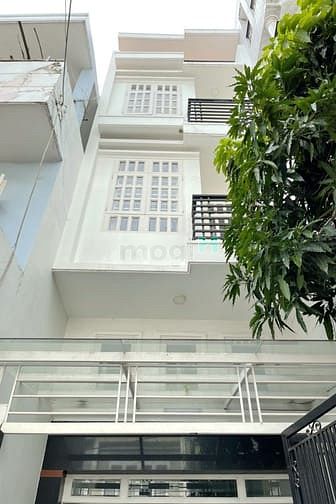 Hình ảnh Nhà lửng, 2 lầu, hẽm 585 Huỳnh Tấn Phát Q7