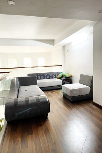 Hình ảnh Nhà lửng, 2 lầu, hẽm 585 Huỳnh Tấn Phát Q7