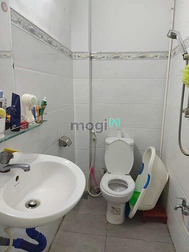Hình ảnh Mặt tiền 5.6m Phan Văn Trị,P12,Hẻm thông ,2 Tầng 62m2 Chỉ 5.7 Tỷ