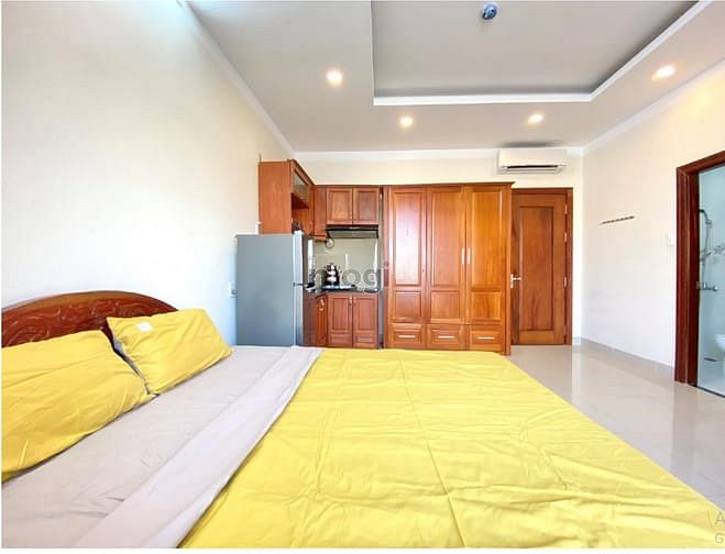 Hình ảnh Căn Hộ Ban Công Nội Thất GỖ HƯƠNG Cao Cấp – Đối Diện NTD Phú Thọ