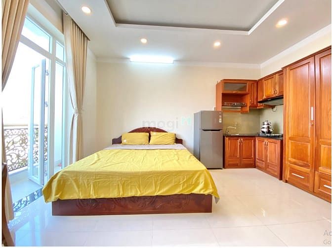 Hình ảnh Căn Hộ Ban Công Nội Thất GỖ HƯƠNG Cao Cấp – Đối Diện NTD Phú Thọ