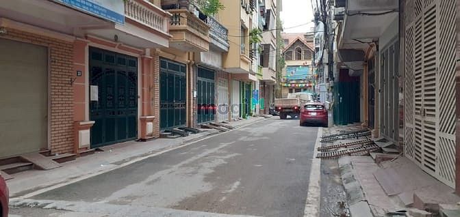 Hình ảnh Nhà Văn Cao - Ba Đình 45,6m2*5 tầng, Mt 5m, Phân lô, ô tô giá 9 tỷ .
