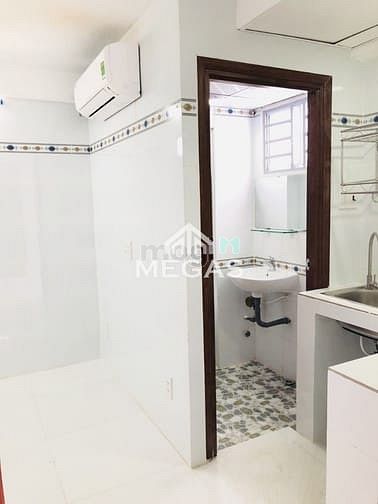 Hình ảnh phòng trọ có sẵn máy lạng ngay tại lê văn quới