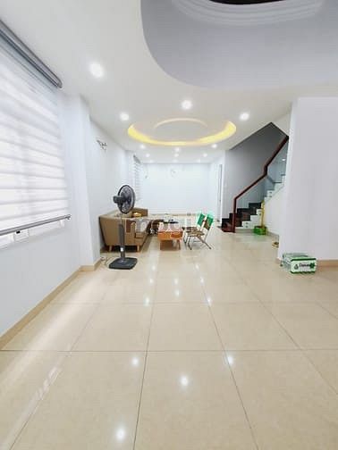 Hình ảnh Cho thuê nhà 50/10A Trường Sơn, Phường 2, Tân Bình