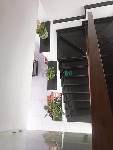 Hình ảnh Bán nhà Cách Mạng Tháng 8 Q.3 65m2 chỉ 7.6 tỷ.TL
