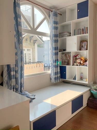 Hình ảnh Nhà phố hiện đại ST, MT Hẻm Lâm Văn Bền