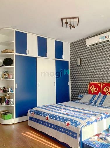 Hình ảnh Nhà phố hiện đại ST, MT Hẻm Lâm Văn Bền