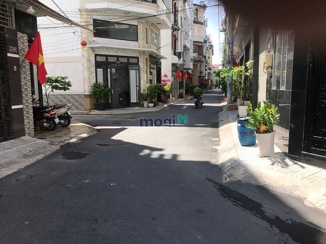 Hình ảnh Nhà đất phân lô đường Cống Lở, P. 15, Tân Bình, DTCN: 650m2